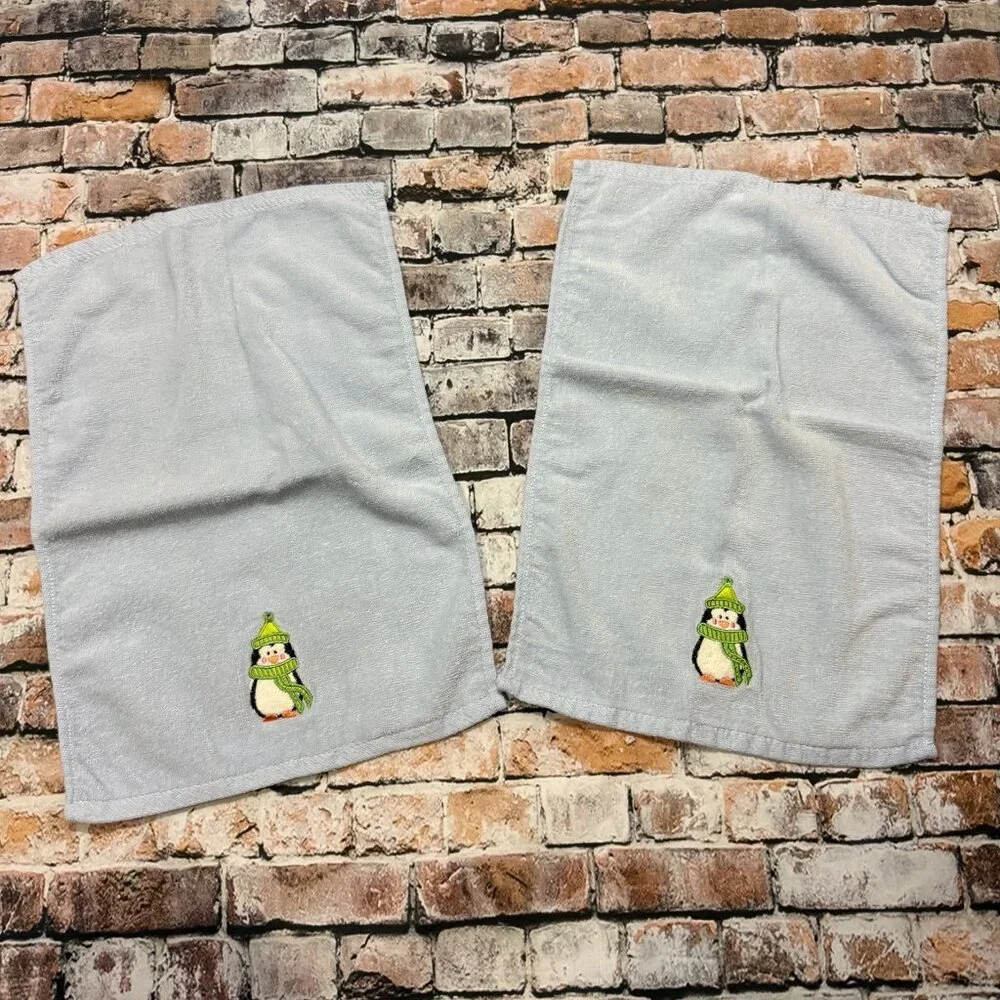 Vintage Trim a Home Bath Towel Set with Penguin - 1 Full Size \ 2 Hand Towels